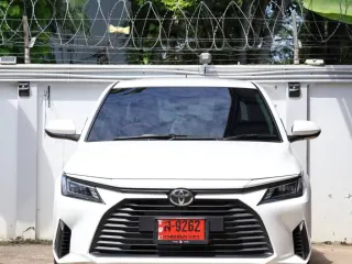 Toyota Ativ (รุ่นใหม่) สีขาว ด้านหน้า