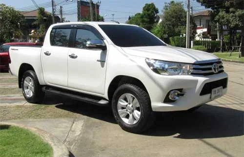 Toyota Hilux Revo Automatic
