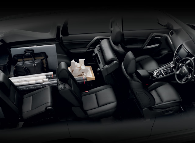 Mitsubishi Pajero Sport มุมมองด้านหน้า